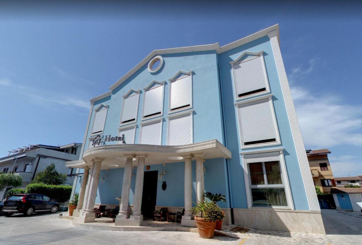 Seccy Hotel Boutique Art & Museum Fiumicino Eksteriør bilde