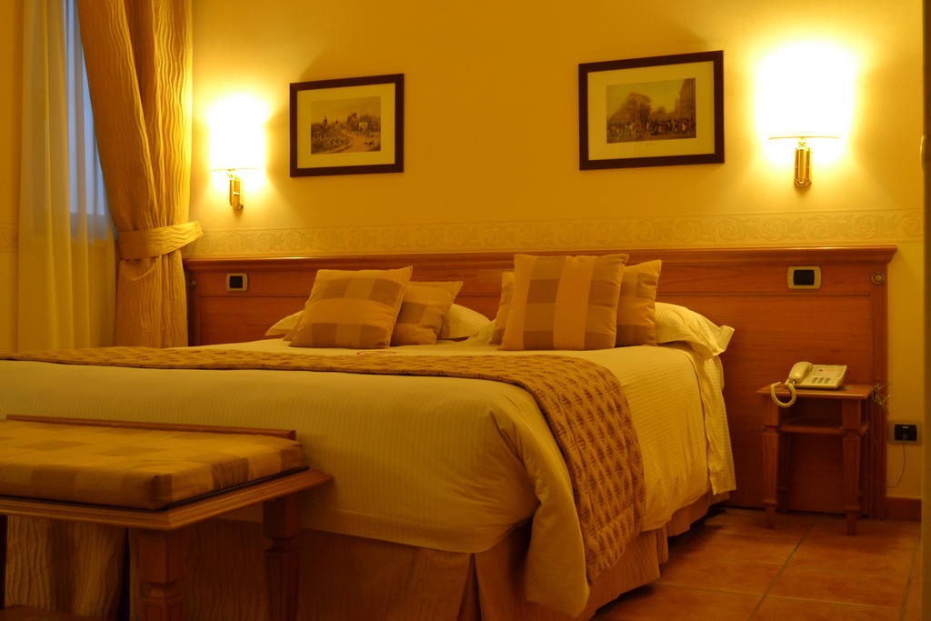 Seccy Hotel Boutique Art & Museum Fiumicino Rom bilde
