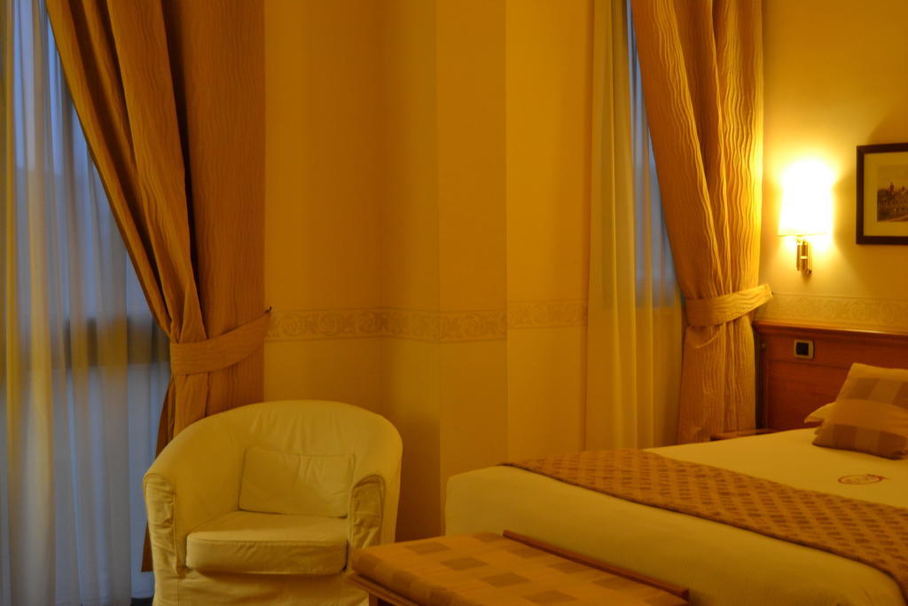 Seccy Hotel Boutique Art & Museum Fiumicino Rom bilde